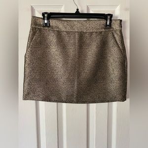 Forever 21 Short Mini Skirt. Gold. Size 2